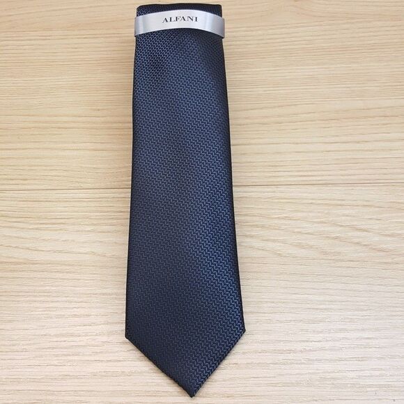 ALFANI Mens Neck Tie Black Gray Herringbone Zig Zag Modern Classic - Picture 2 of 6